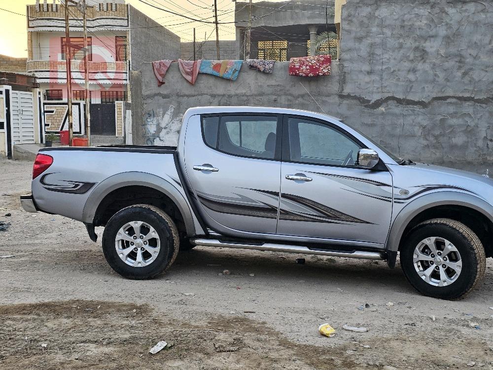 میتسوبیشی L200